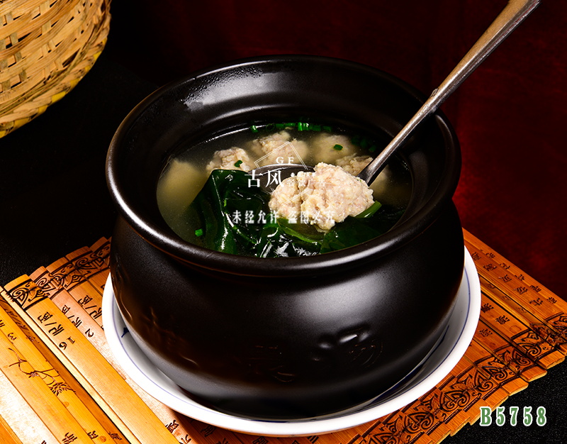 B5758海(hǎi)帶肉圓湯