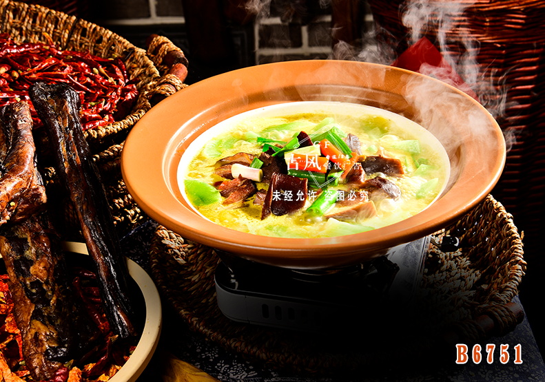 B6751絲瓜臘肉煲